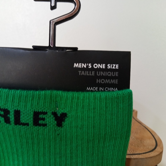 Bob Marley Smile Crew Socks ~ Free Shipping! ☆ NWT - Picture 2 of 12